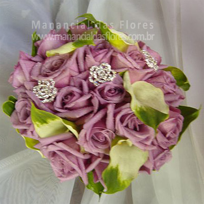 Bouquet de rosas equatorianas com calas