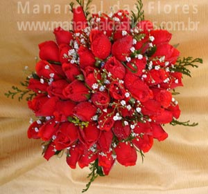 Bouquet de noiva redondo com egipsophila
